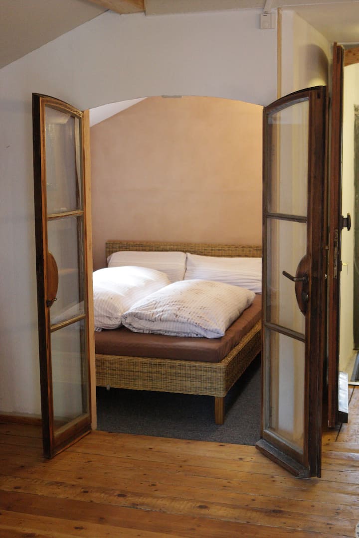 საძინებელი 4