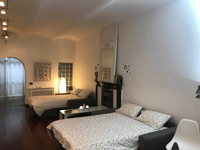 Montestella – Casa Indipendente, Milan gallery image 4