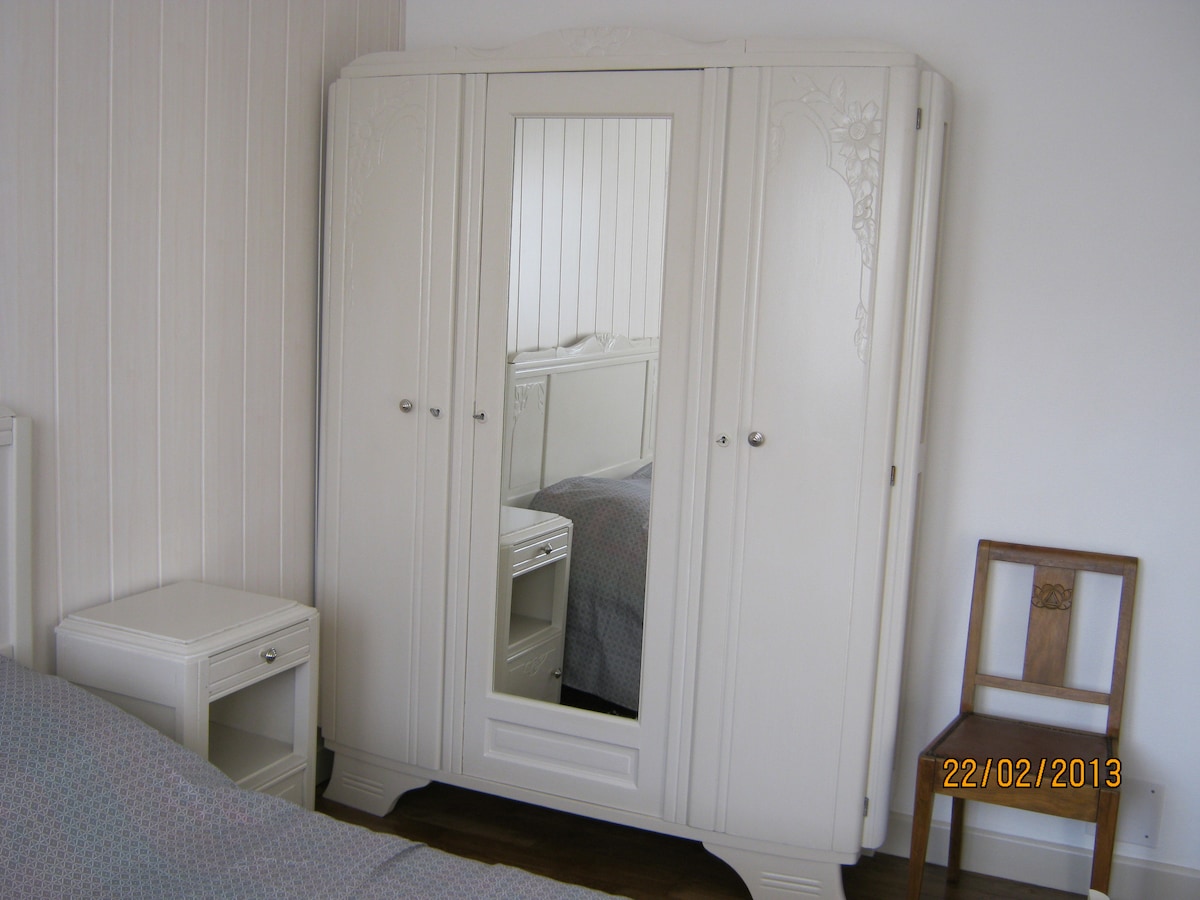 غرفة النوم 01