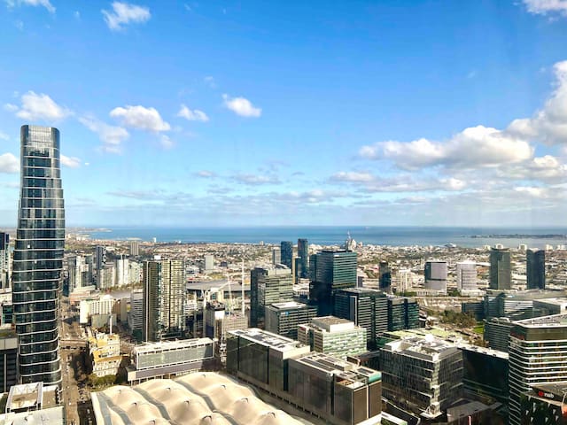 Sky high WSP 3B2B Apa with pool gallery image 2