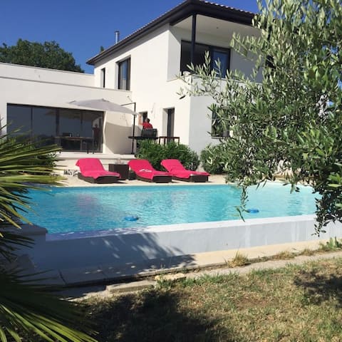 Beautiful house with heated infinity pool