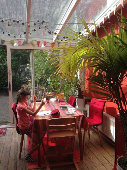 Eating in the wintergarden