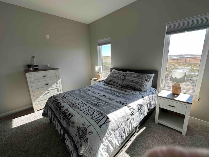 เตียงควีนไซส์ระดับหลัก