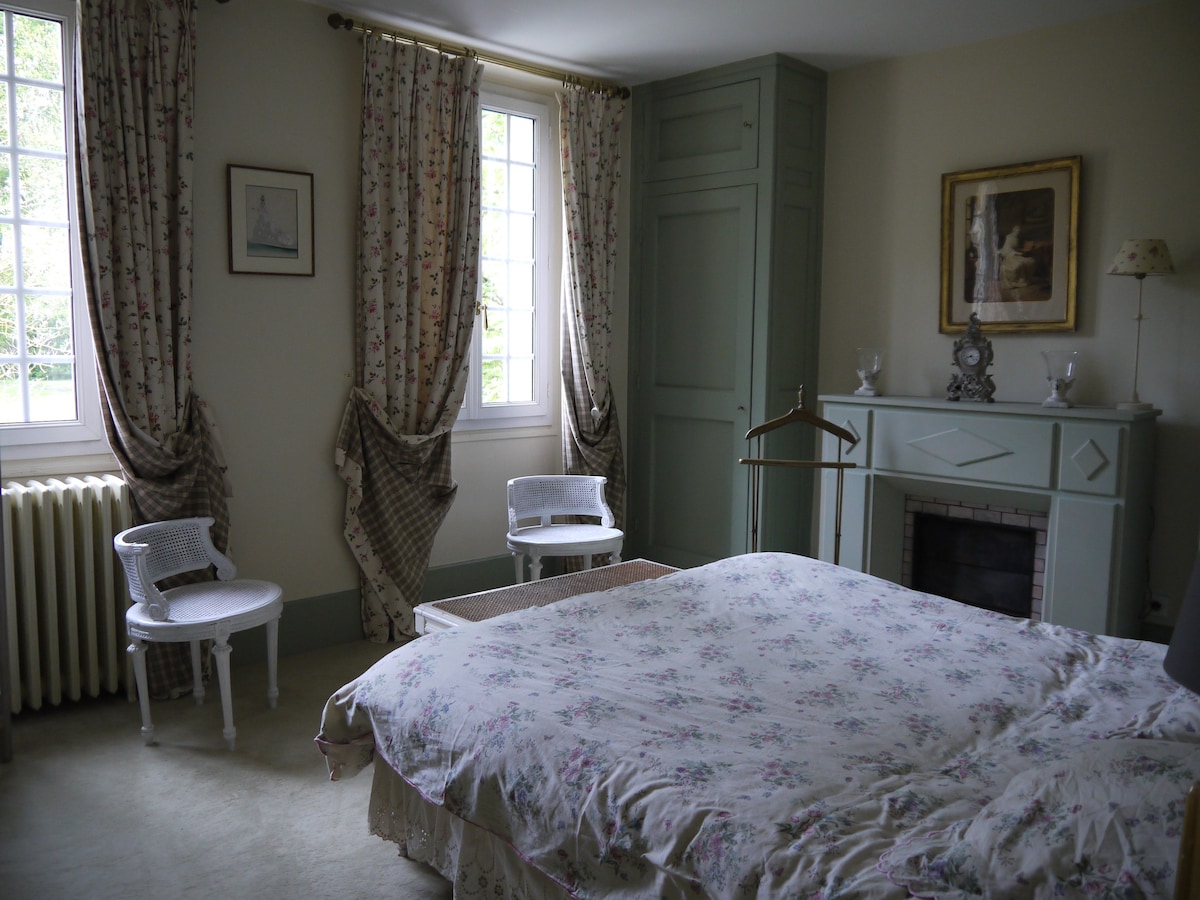 Zelená izba na prvom poschodí