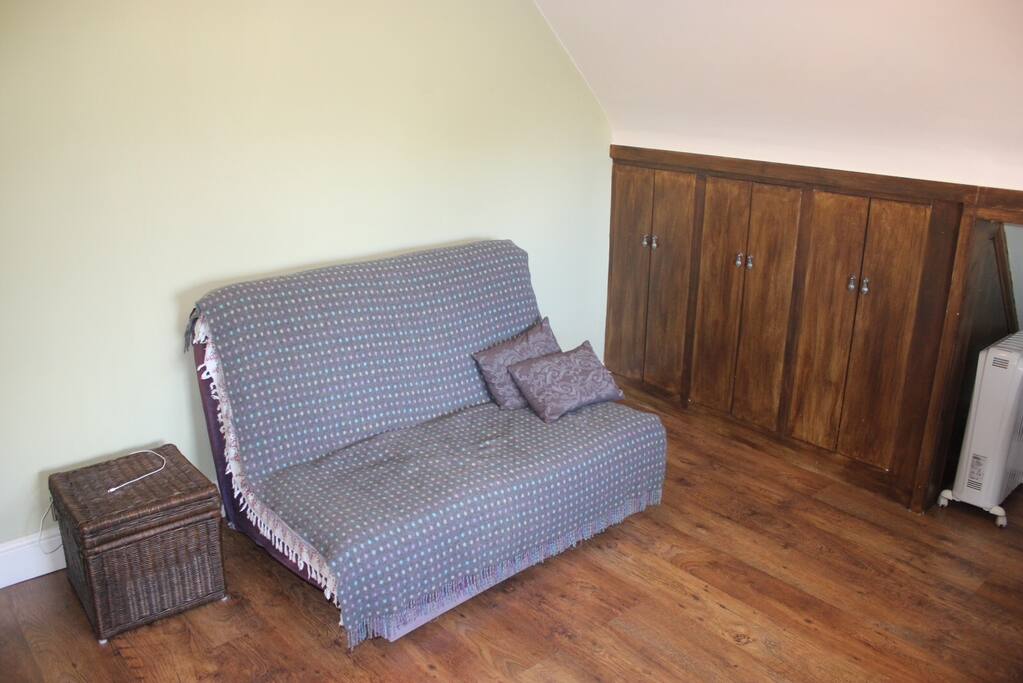 Living room/ kitchen space (open plan)