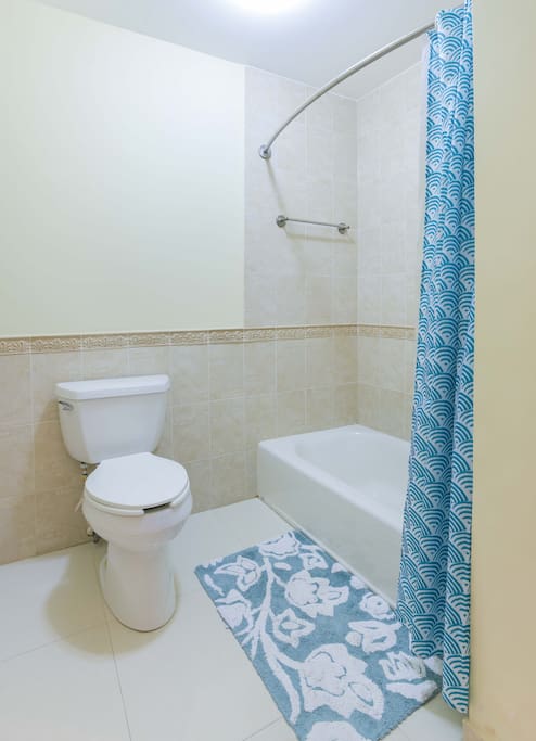 Bluebell Room-Bath Room