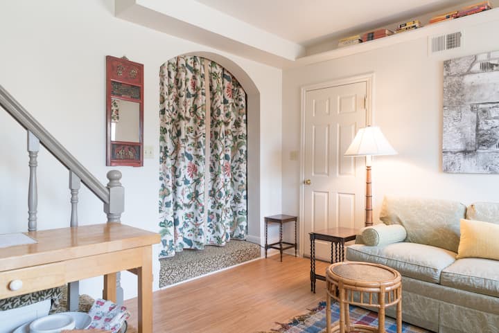 Cozy Studio With Garden 20 Minutes From Sfo - San Francisco, CA