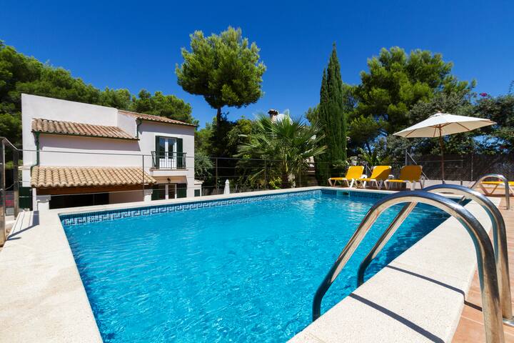 House Pinar gallery image 4