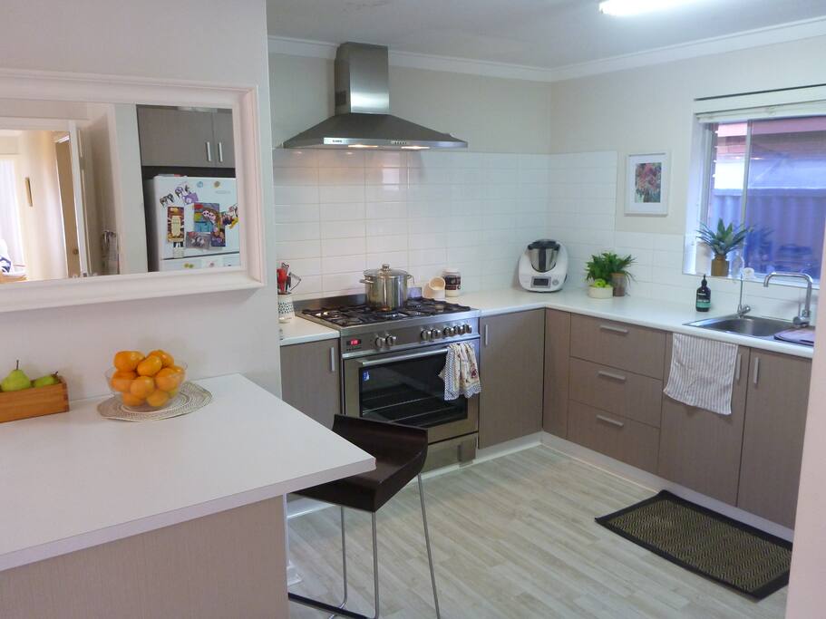 Kitchen, with tea, coffee and toast station