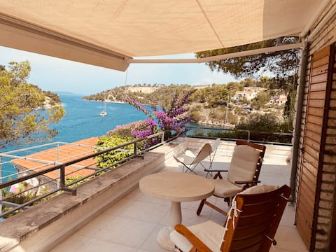 Successful Airbnb property: Sunset Villa in Općina Milna