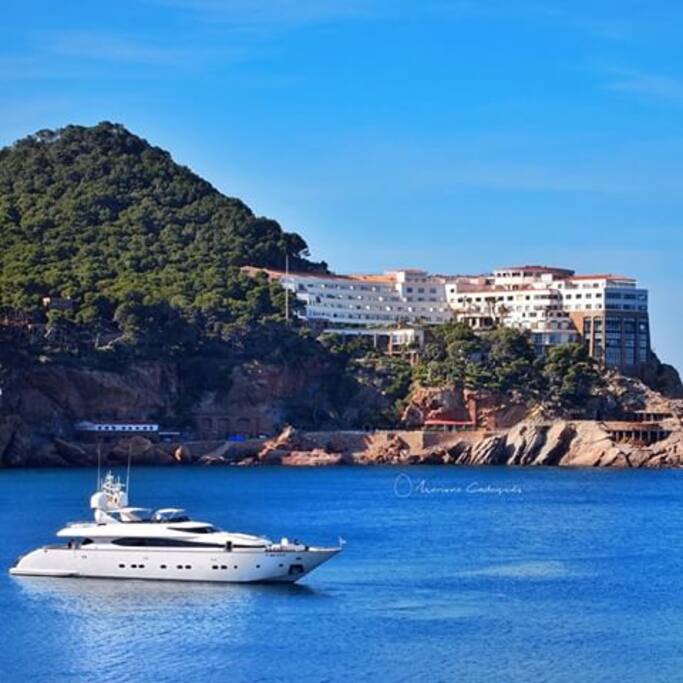 Bahía con acceso privado