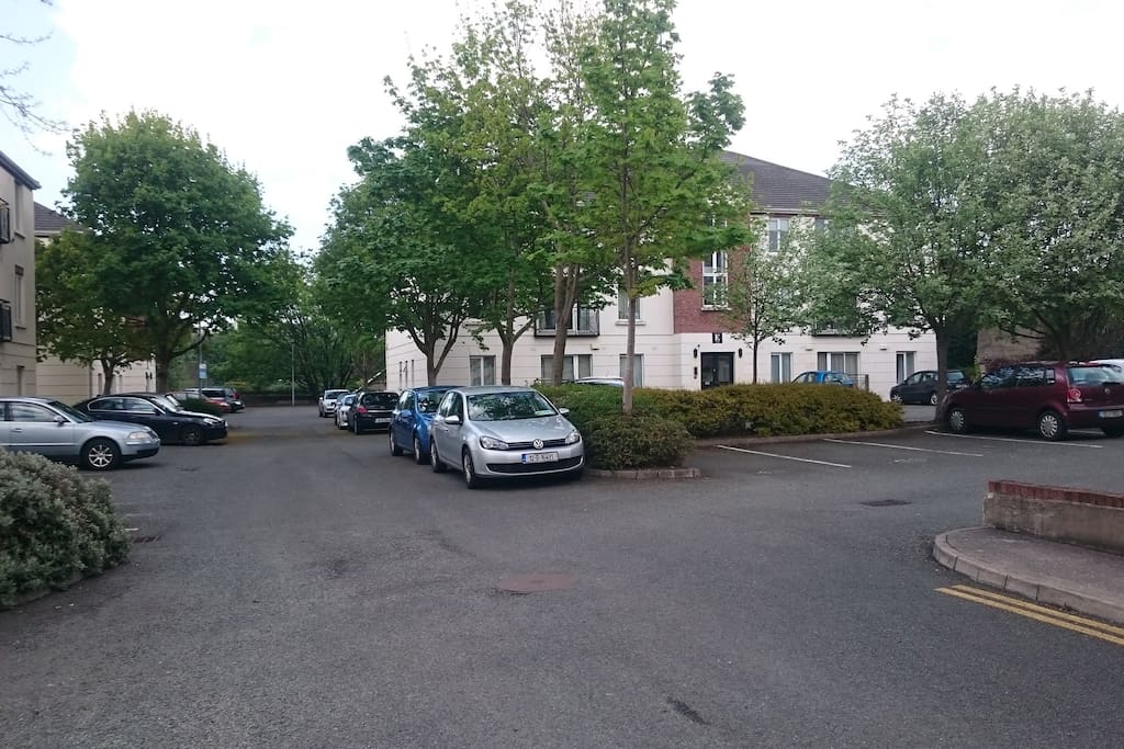 The Apartment is in a quiet block away from the road