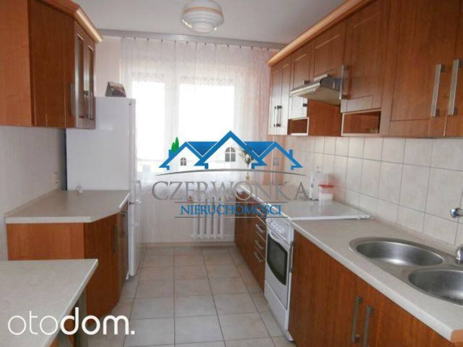 Kitchen is fully equipped. You can have tea, coffee or oatmeal on breakfast :)
