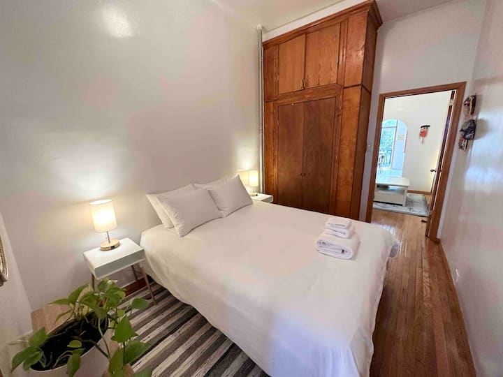 მე-2 საძინებელი შუაში