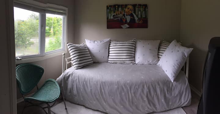 远离厨房-非常适合孩子们玩耍的角落！