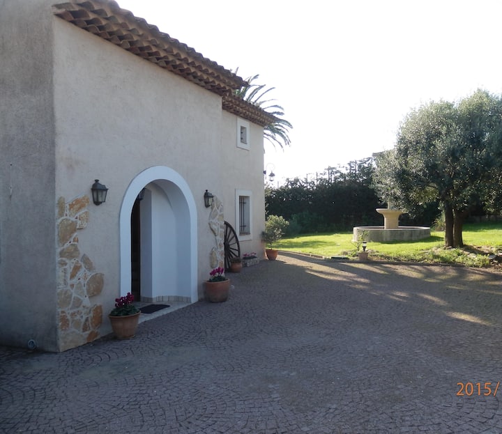 Provencale Villa - Saint-Laurent-du-Var