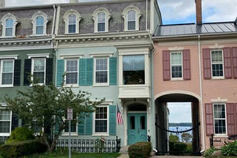 Lakeview Townhouse