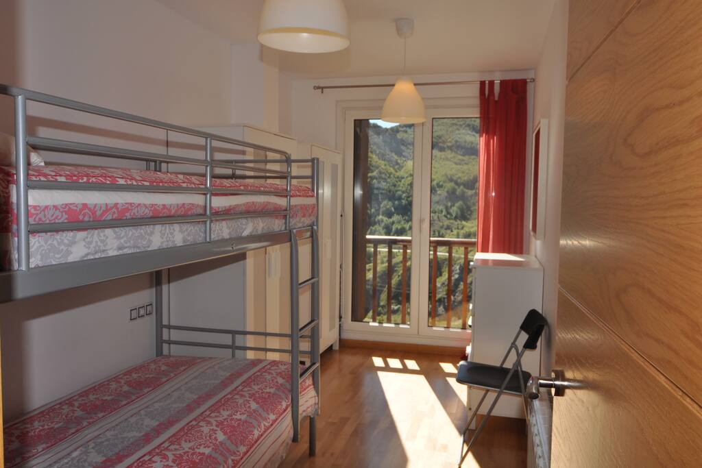 Habitación con literas