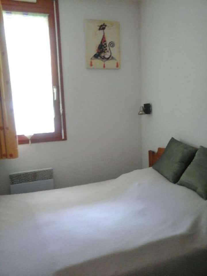 Dhomë gjumi 1, krevat dopio 