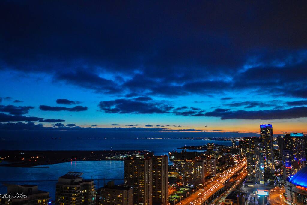Balcony & Room Night View - Billy Bishop Airport, Highway