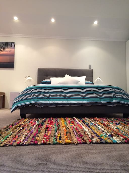 Queen Bed