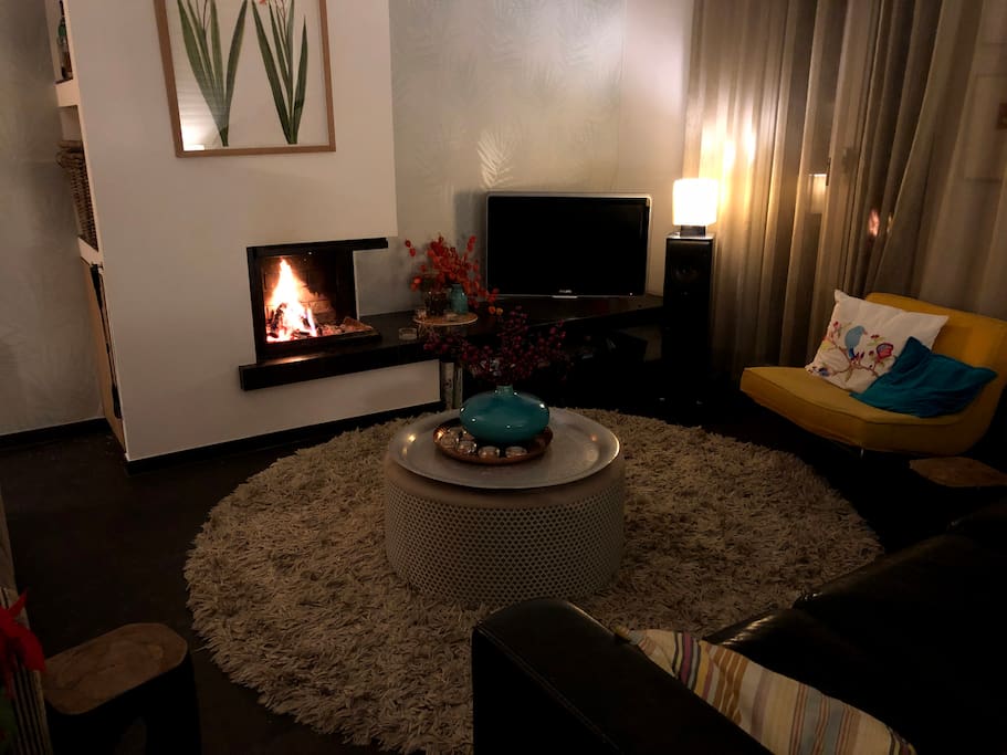 Cosy evenings at the fireplace!