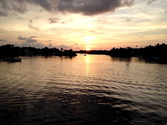 Airbnb Ozello Vacation Rentals Places To Stay Florida