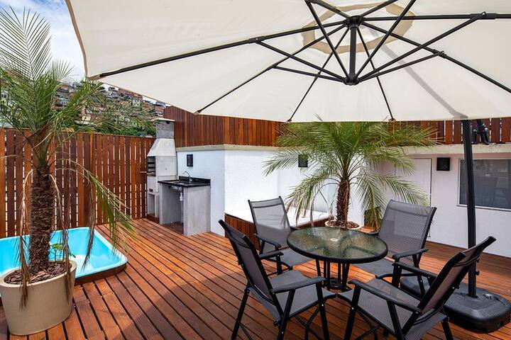 Cobertura Alto Luxo com Terraço, BBQ e Piscina – 4 Quartos gallery image 2