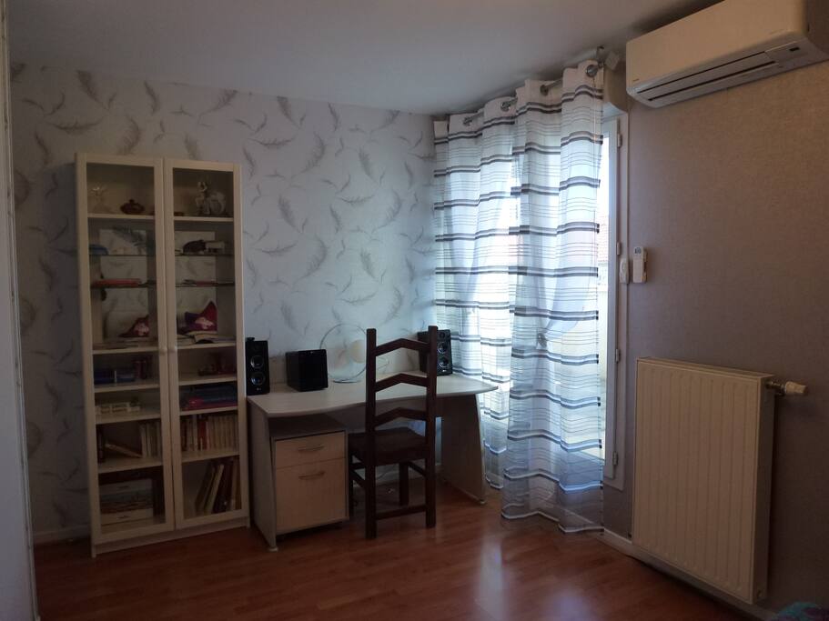 Chambre, Vue bureau