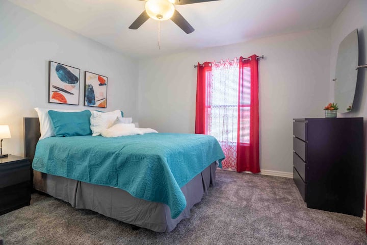 Bdrm 1 - comodo letto queen-size