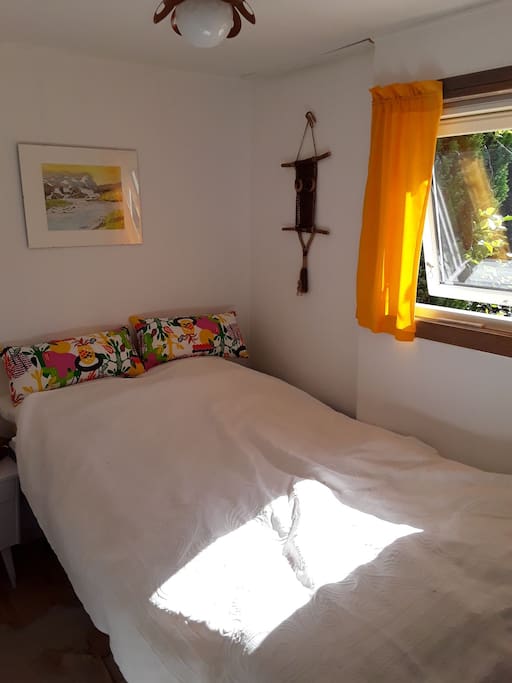 Double bed