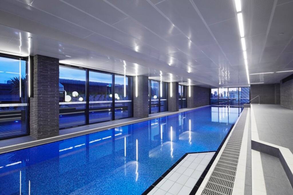 Beautiful swimming pool and gym 24 hours access