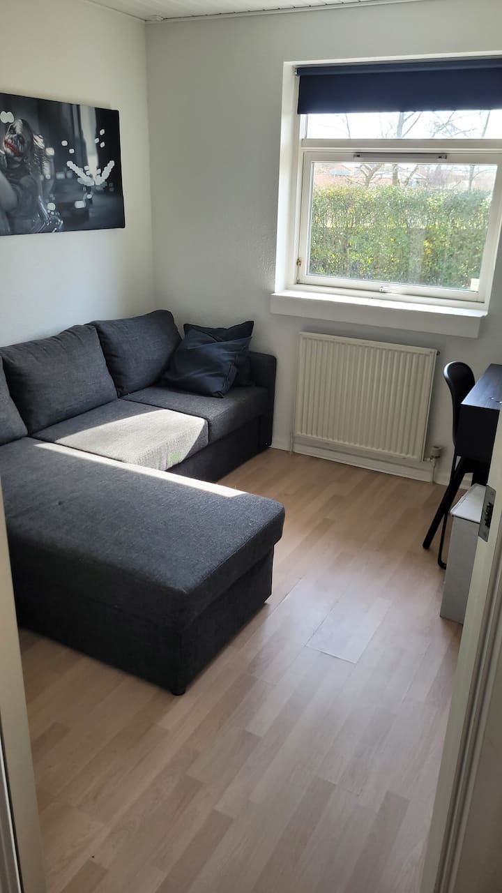 غرفة النوم 2