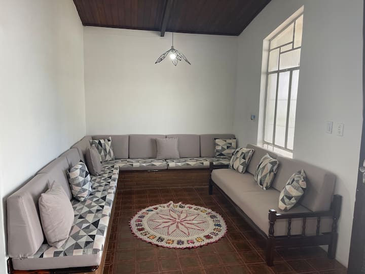 Casa Espaçosa A 100m Da Praia Martim De Sá | Pet - Caraguatatuba