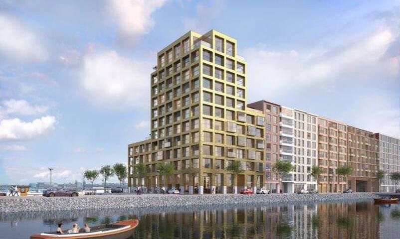 Luxurious waterfront family apt with balcony &view gallery image 3