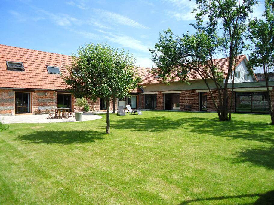 Joli jardin entièrement clos, exposé plein sud