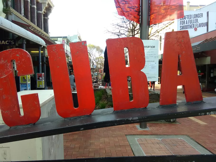5 Mins ti Cuba Mall