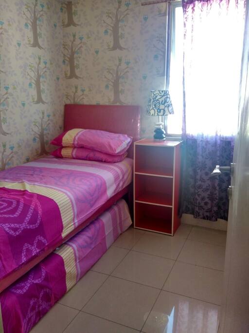 Second bedroom