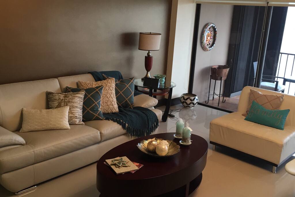 Living Room/sala de estar
