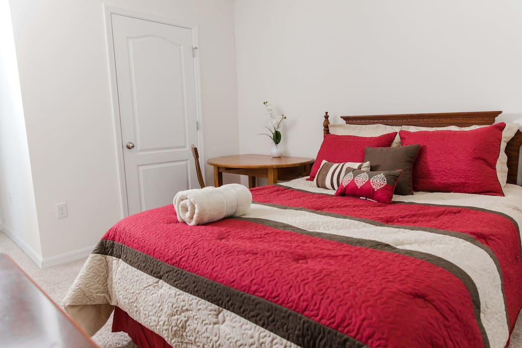 - Red Bedroom -