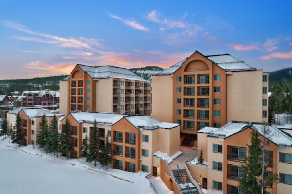 Marriott Breckenridge Luxury Studio sleeps 4 Condominiums for Rent in