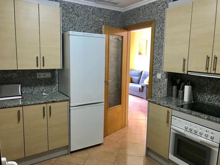 Large fully fitted kitchen