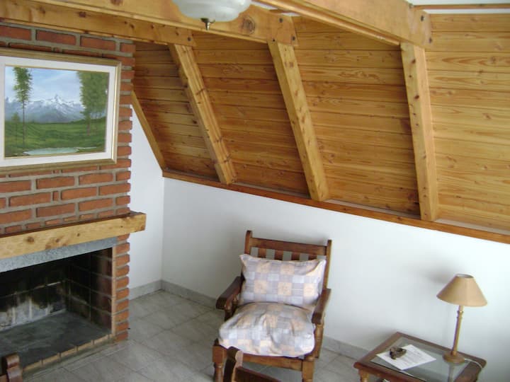 Cabañas En Esquel (Cabaña De 3 Dormitorios) - Esquel