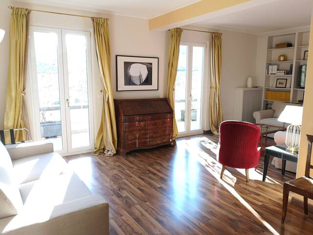 Fashion District – Sant’Andrea Charme PentHouse gallery image 5