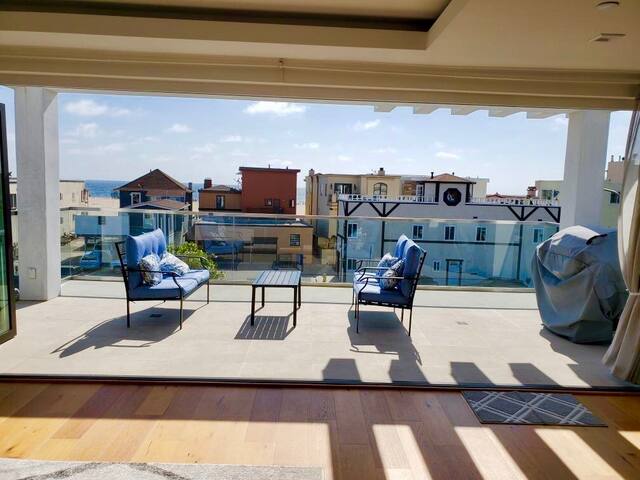 Newly built, PRIVATE beach house & dream getaway! gallery image 3