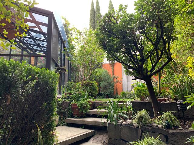 Luxury House 24/7 Security, Parking Garden Rooftop gallery image 5