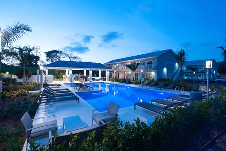 Summertime Suites, Suite 17