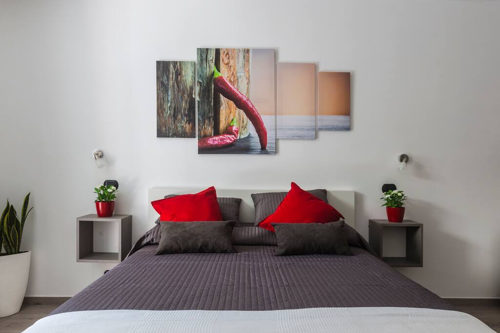 ErKaNi Suite Sorrento
