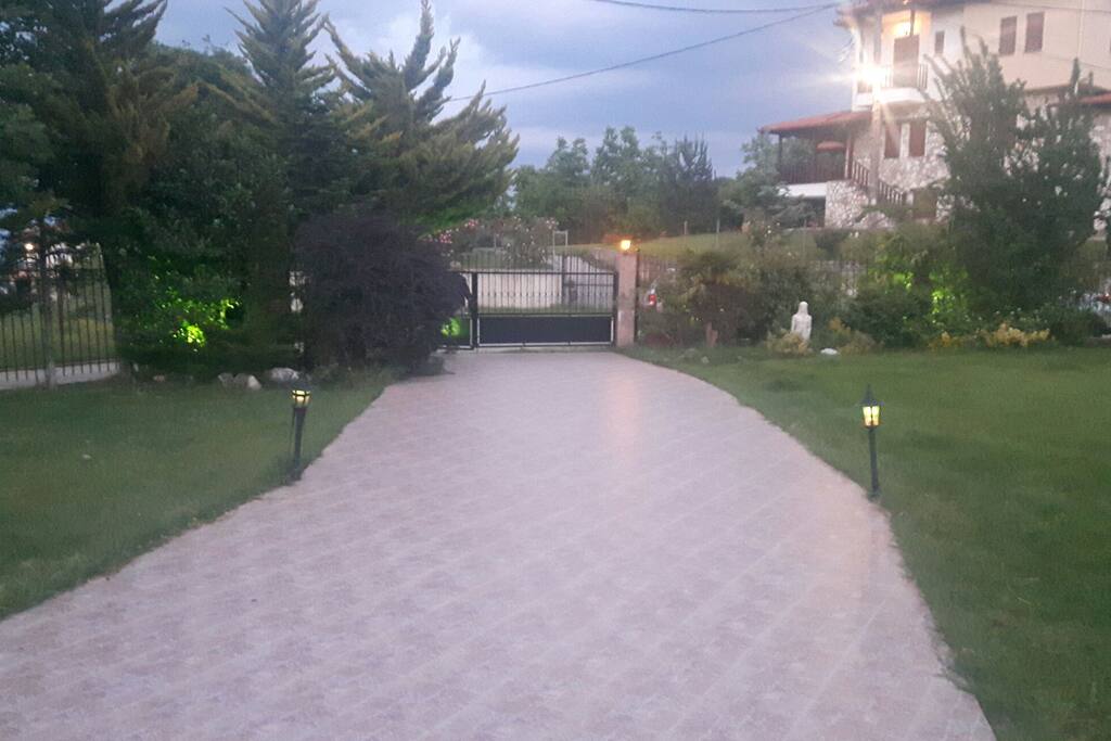 Η μέρα φεύγει....