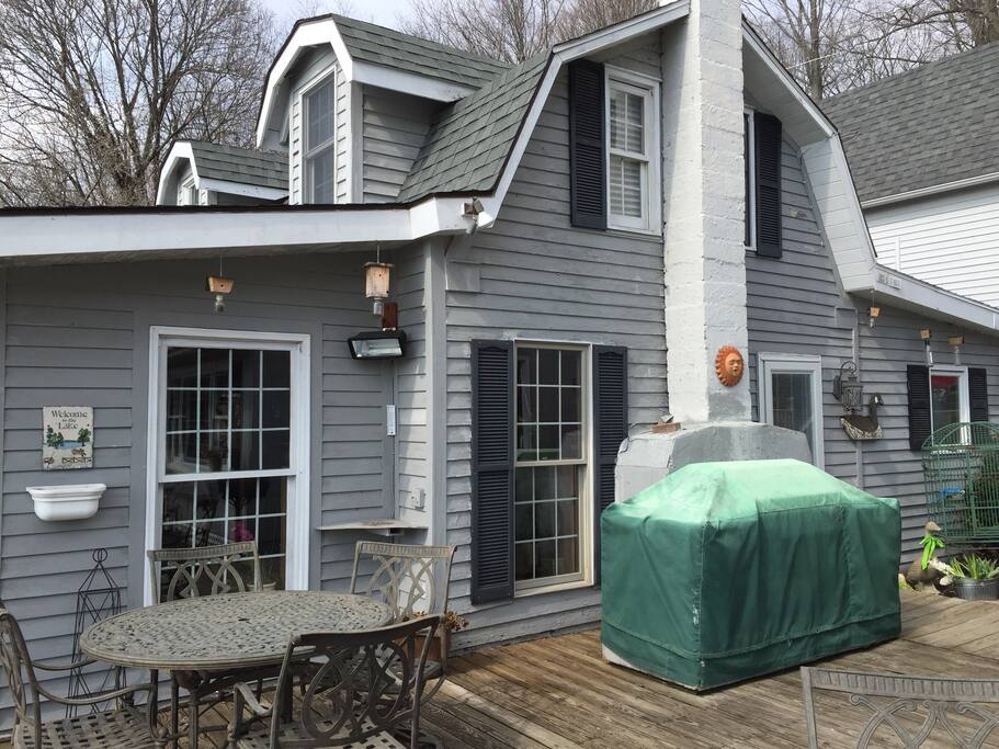 side porch with grill
